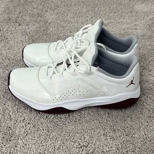 Jordan 11 CMFT Low – White/Varsity Red – Size 10.5 – Near Mint